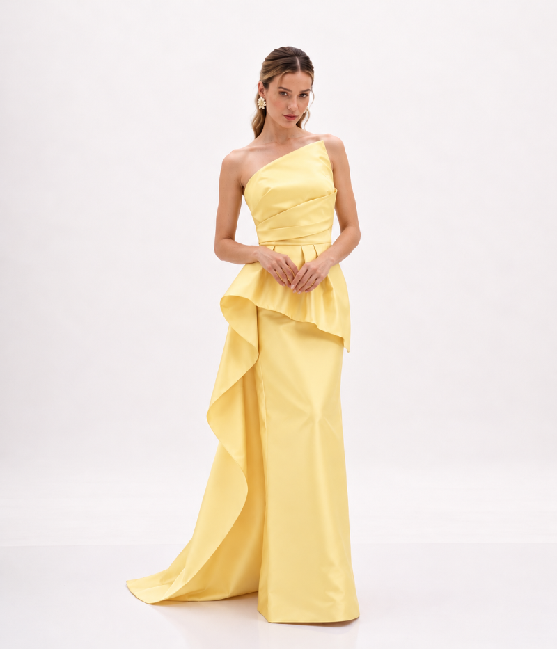 VESTIDO LONGO EM ZIBELINE COM DECOTE ASSIMÉTRICO E DRAPEADO ESCULTURAL